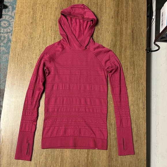 lululemon athletica Tops - Lululemon great shape magenta rest less seamless violet red pullover hoodie top